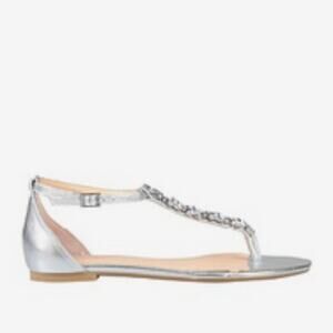 BADGLEY MISCHKA Toe strap sandals silver size 7.5